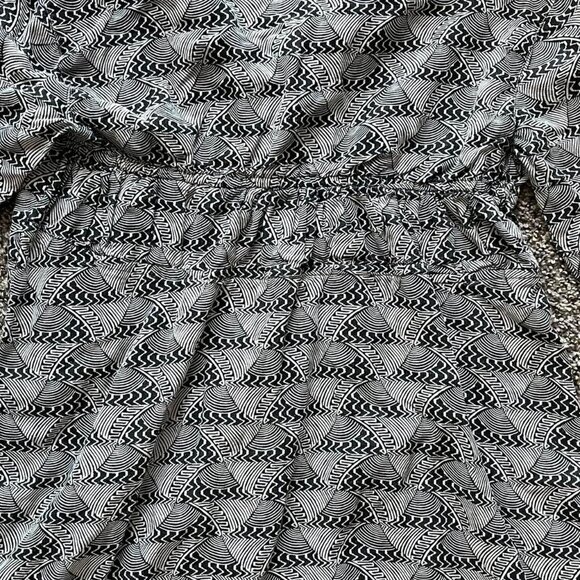 Anthropologie Black White Button Up Blouse Women L Ruched Waist Boho Geometric - Picture 5 of 8